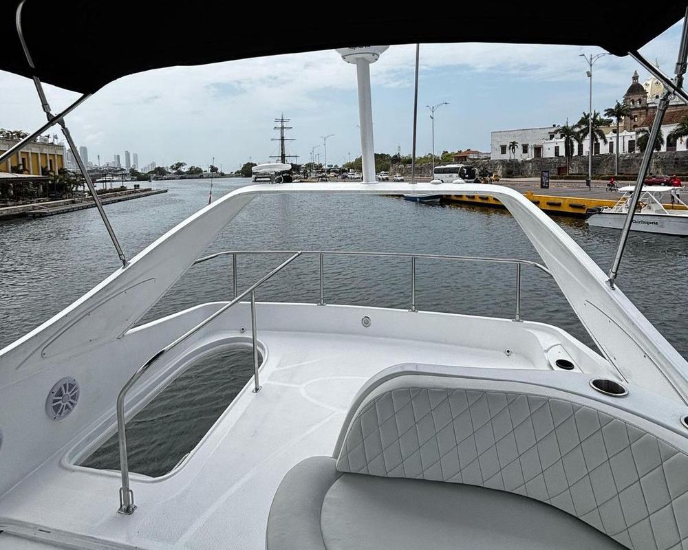 YATE ORIÓN X - MAXUM 43 PIES - Image 3