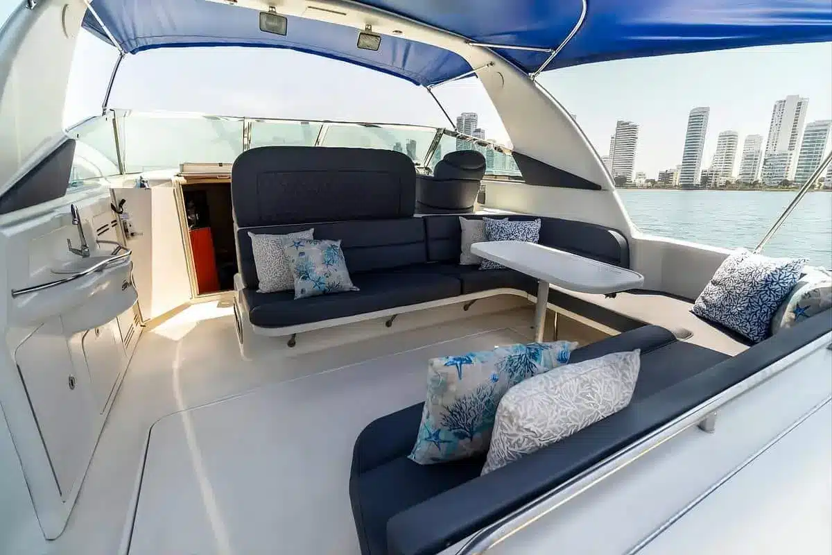 Yate Luz IV - Image 10