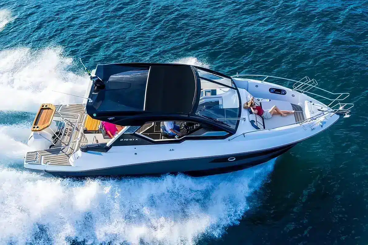 Alquiler de yate Serenity One 40 FT en Cartagena